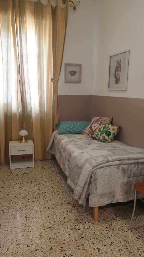 I Mori In Campidoglio Affitta Camere Sant'Agata di Militello Exterior photo